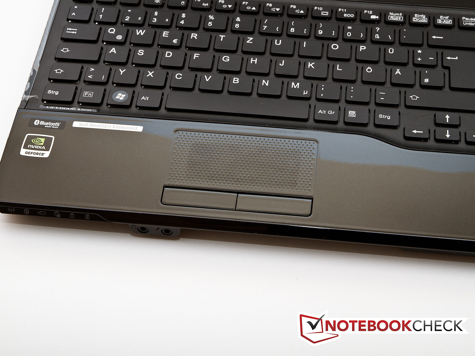 تاچ‌پد Lifebook AH532