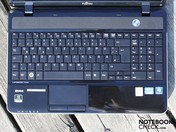 صفحه‌کلید Fujitsu Lifebook AH531