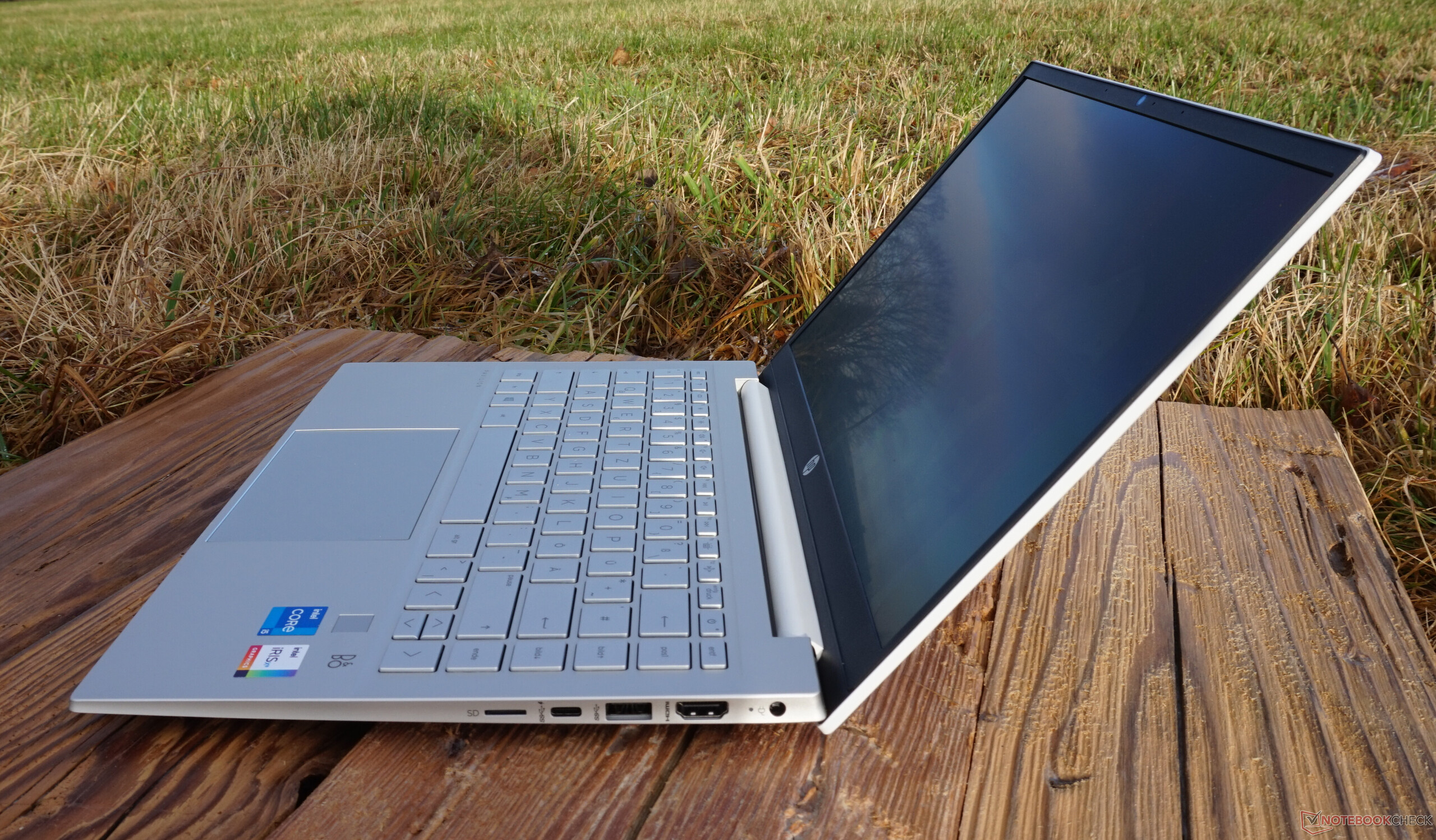لپ تاپ HP Pavilion x360 - عکس 1 لپ تاپ HP Pavilion x360 - عکس 1