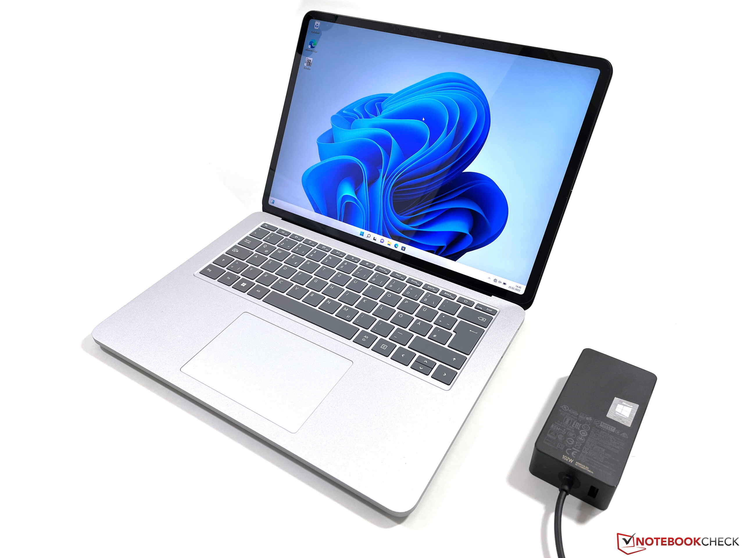 Microsoft Surface Laptop Studio 2-i7