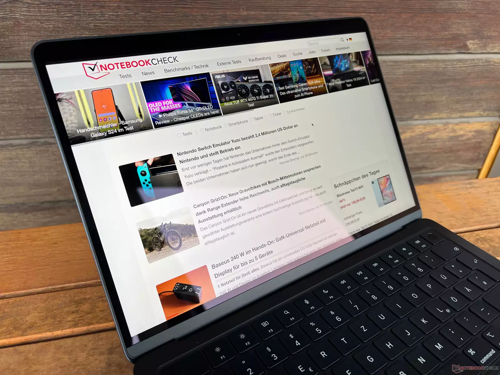 MacBook Air MXCR3 M3 2024