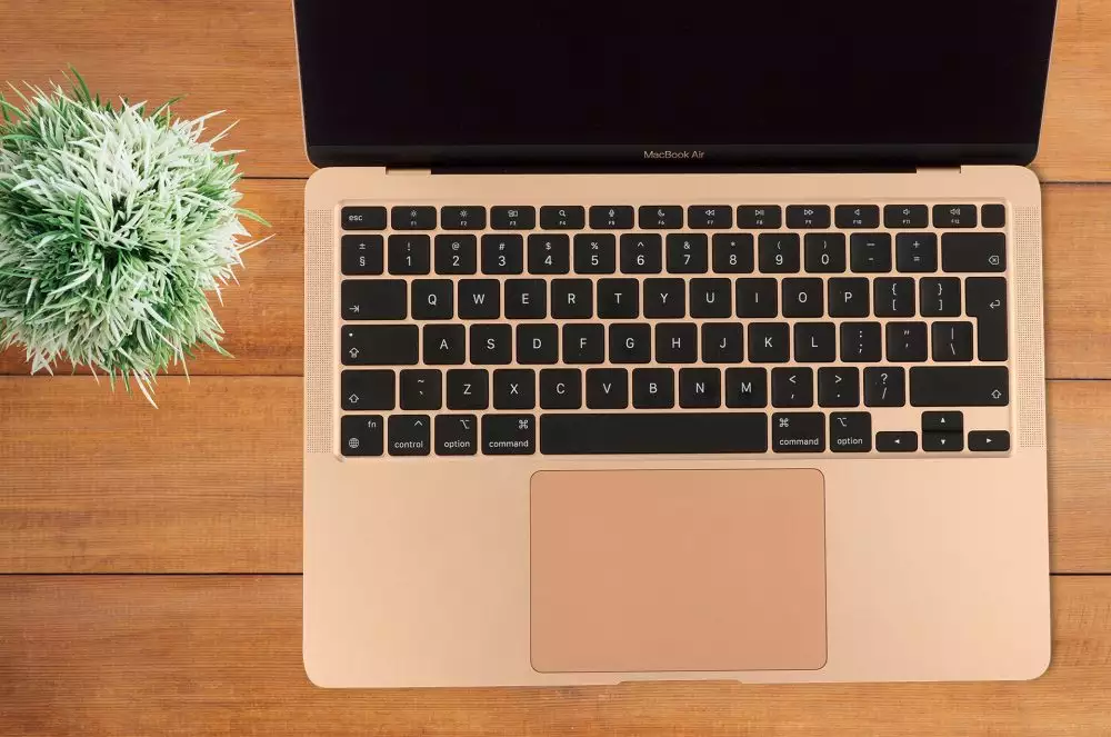 Apple MacBook Air 2020-M1